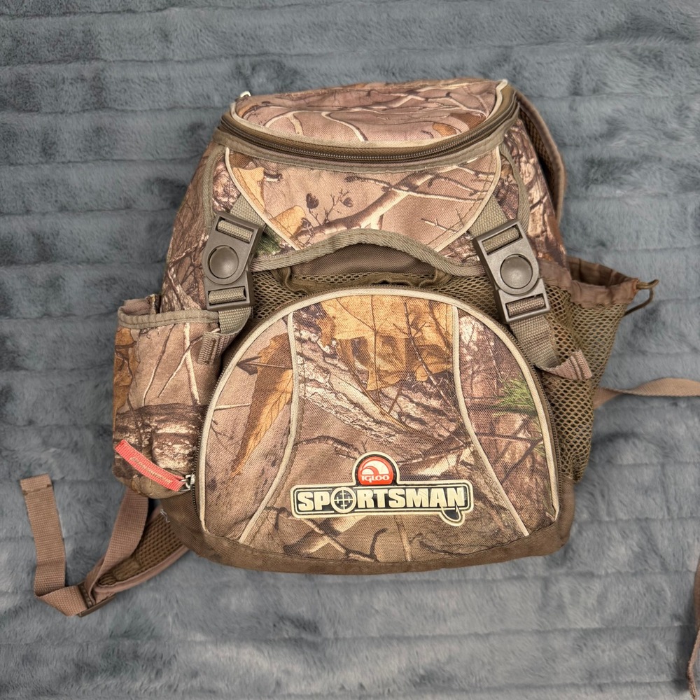 Igloo Sportsman MaxCold Backpack Cooler Camo Insulated Hunting Fishing Bag